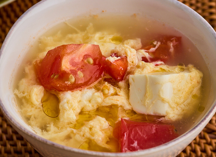 トマトと豆腐の中華スープ