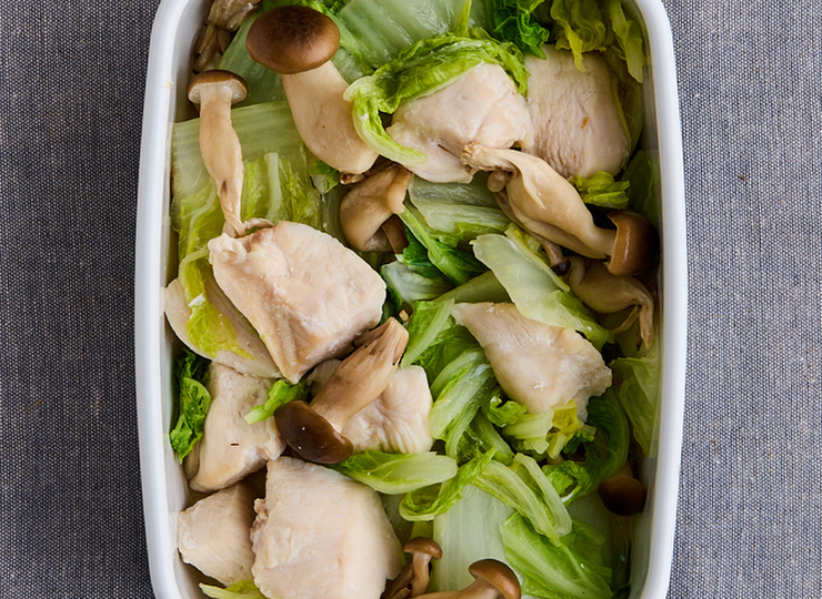 作り置きに 鶏むね肉と白菜の白だし煮