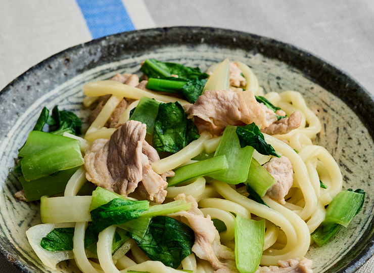 小松菜と豚肉の焼きうどん