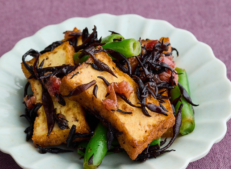 厚揚げとひじきの梅煮