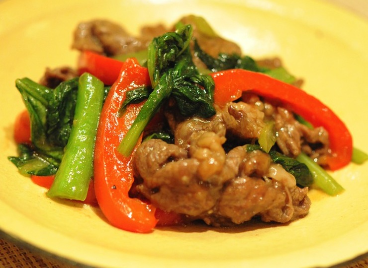 牛肉と小松菜のオイスターソース炒め