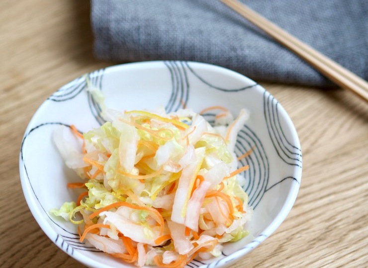 さっぱりレモンで 白菜の酢の物