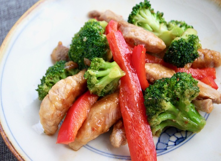 豚肉とブロッコリーのピリ辛炒め