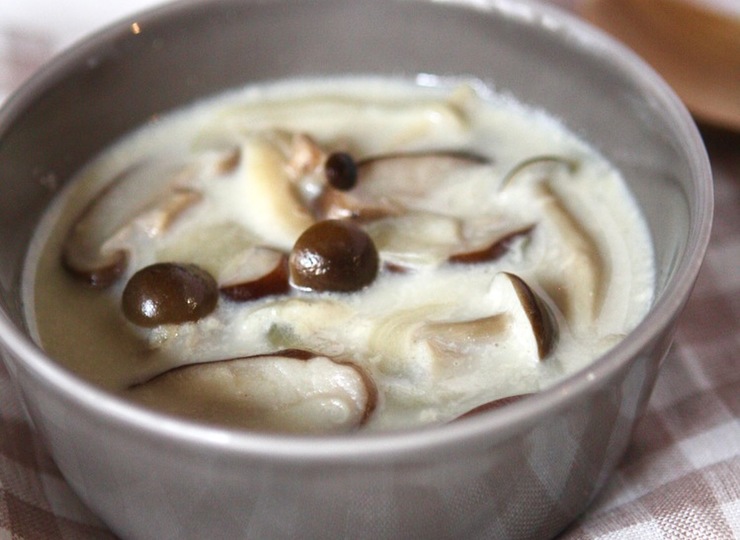 たっぷりきのこのミルクスープ