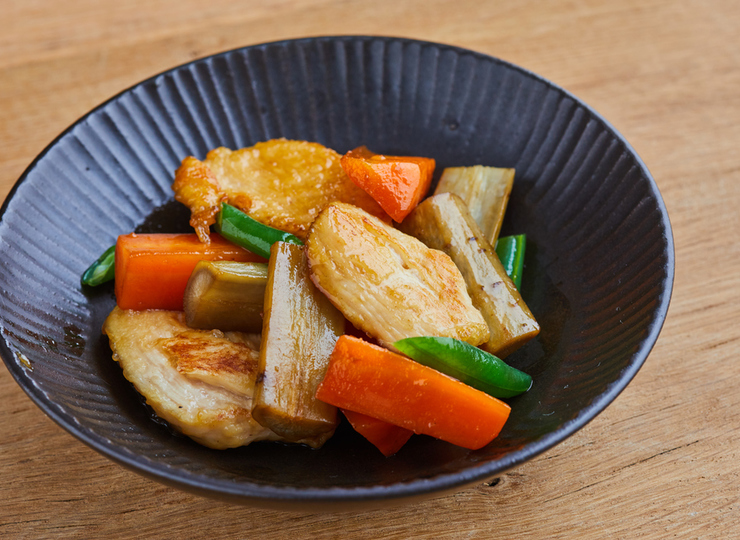 鶏むね肉で やわらか鶏ごぼう