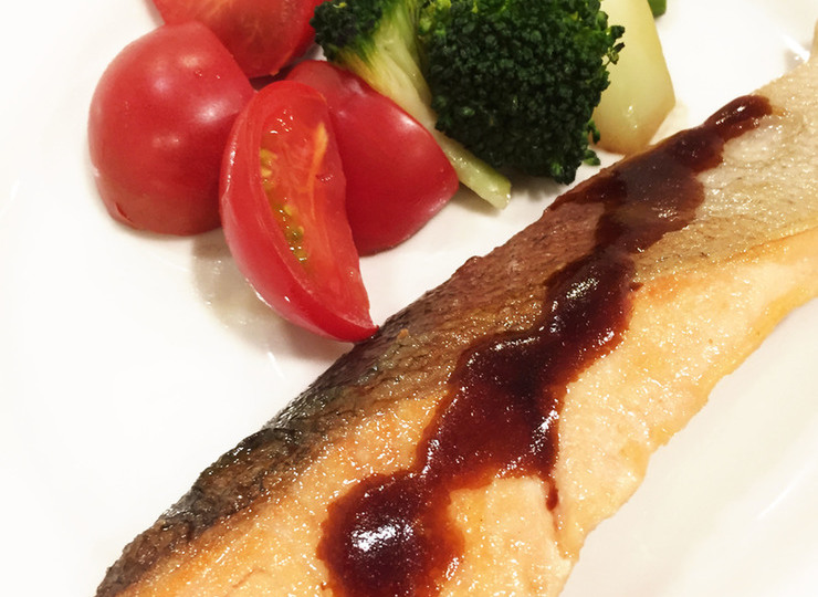 鮭のムニエル バルサミコ酢