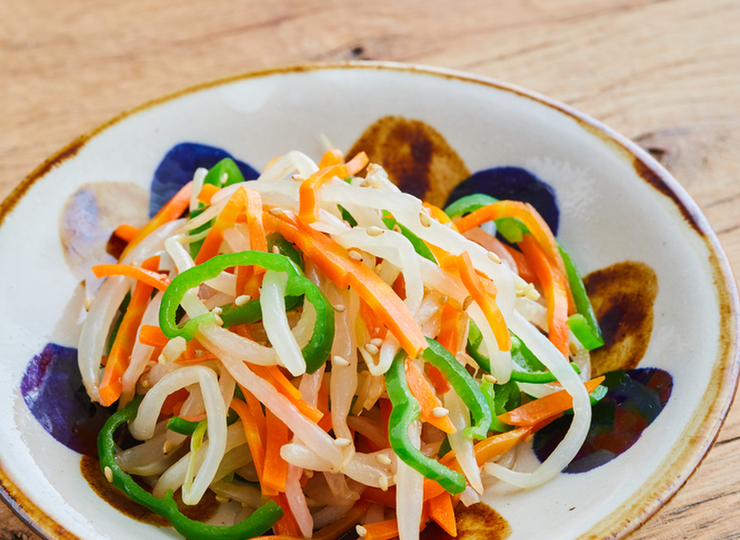 彩り野菜のナムル風サラダ