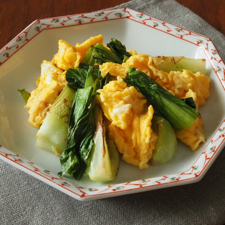 ふわふわ卵とチンゲン菜の中華炒め