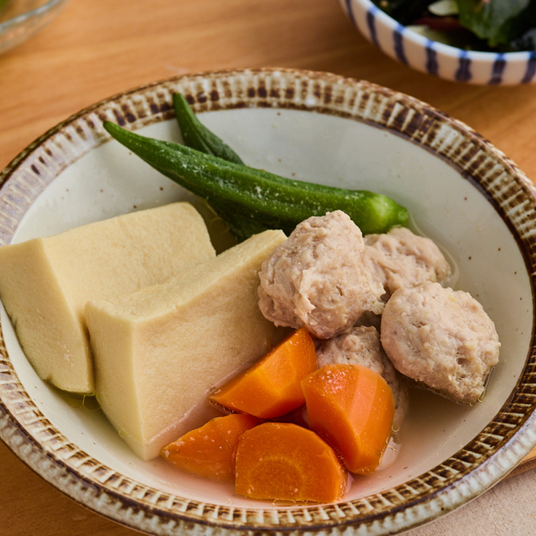 鶏団子と高野豆腐の煮浸し