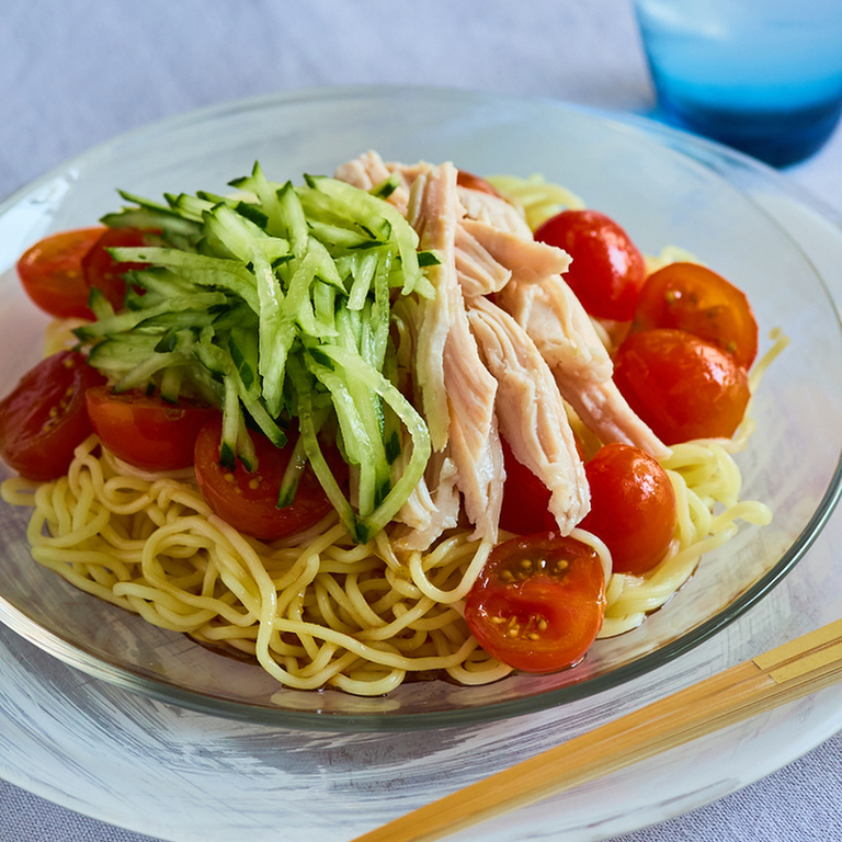 特製トマトだれの冷やし中華