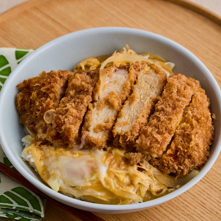 惣菜のとんかつで卵とじ丼