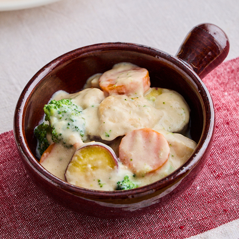 鶏むね肉とさつまいものクリーム煮