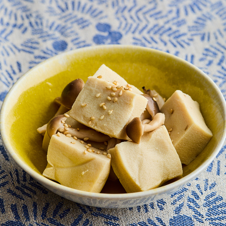 高野豆腐としめじのレンジ煮