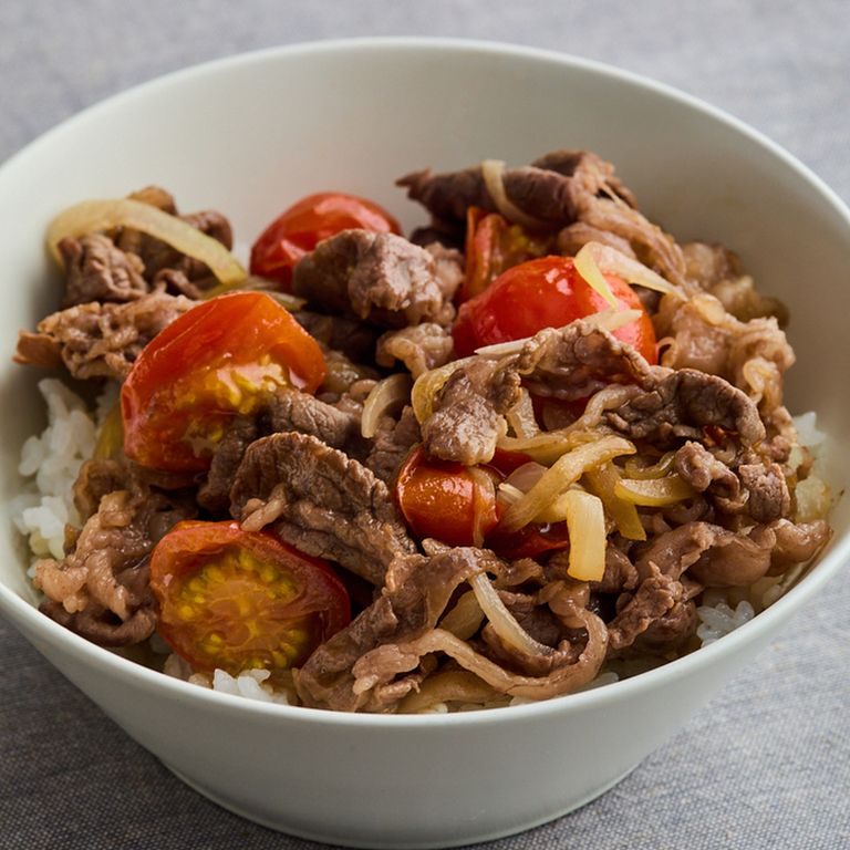 トマト牛丼
