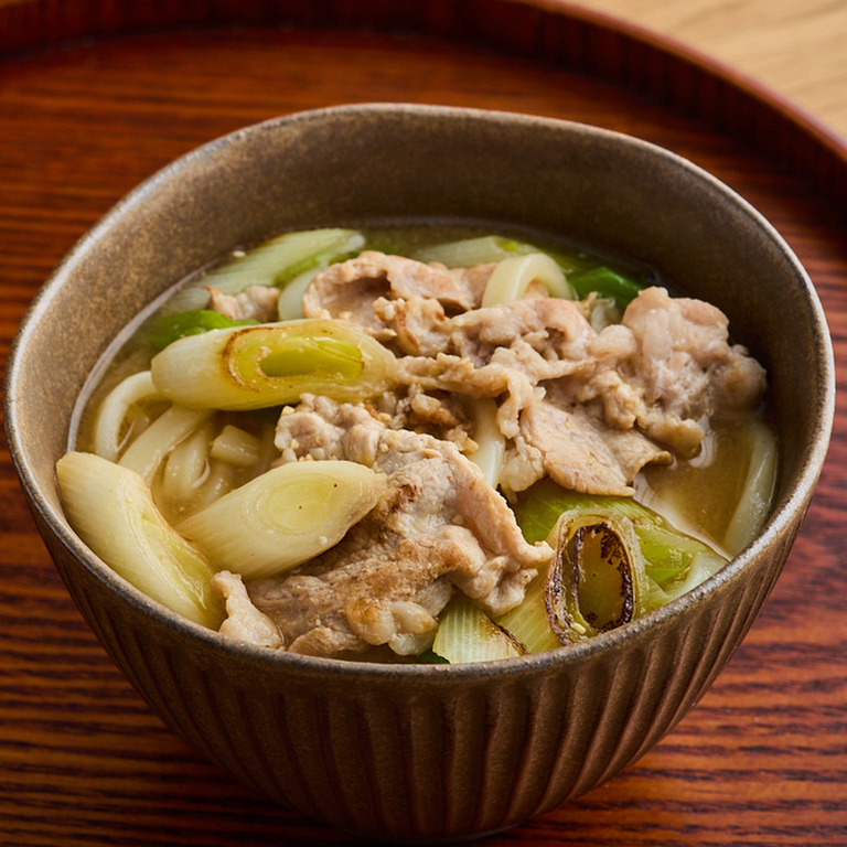 豚肉と焼きねぎのみそ煮込みうどん