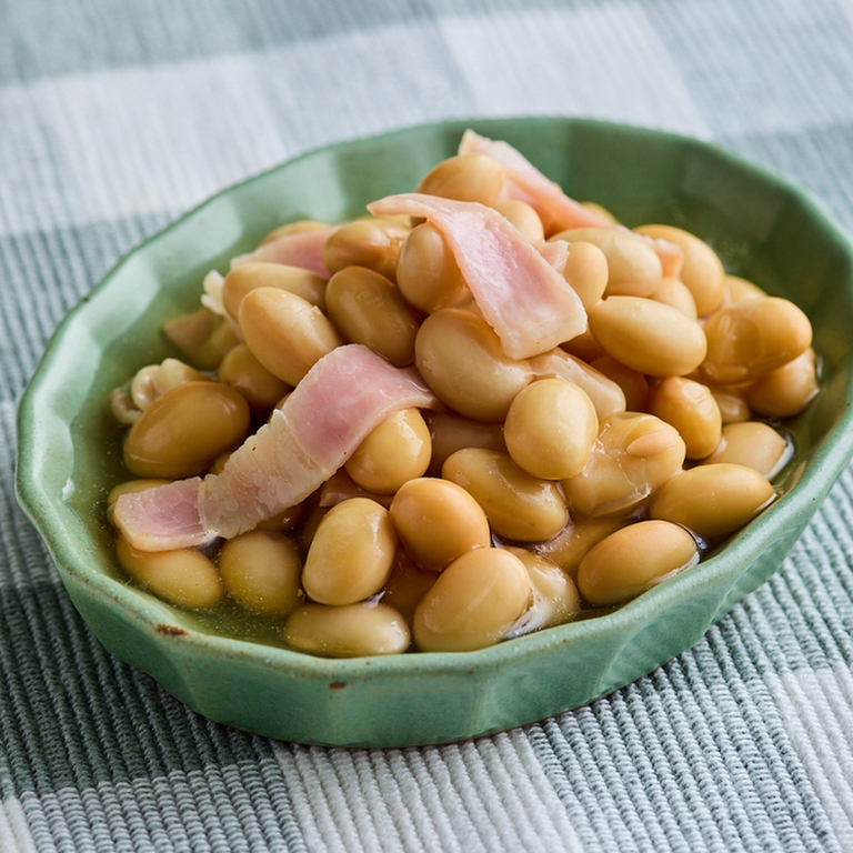 大豆とベーコンのコンソメ煮