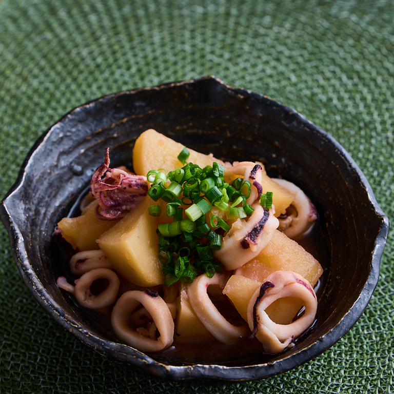 いかとじゃがいもの煮物