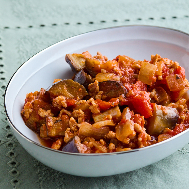 ひき肉となすのトマト煮