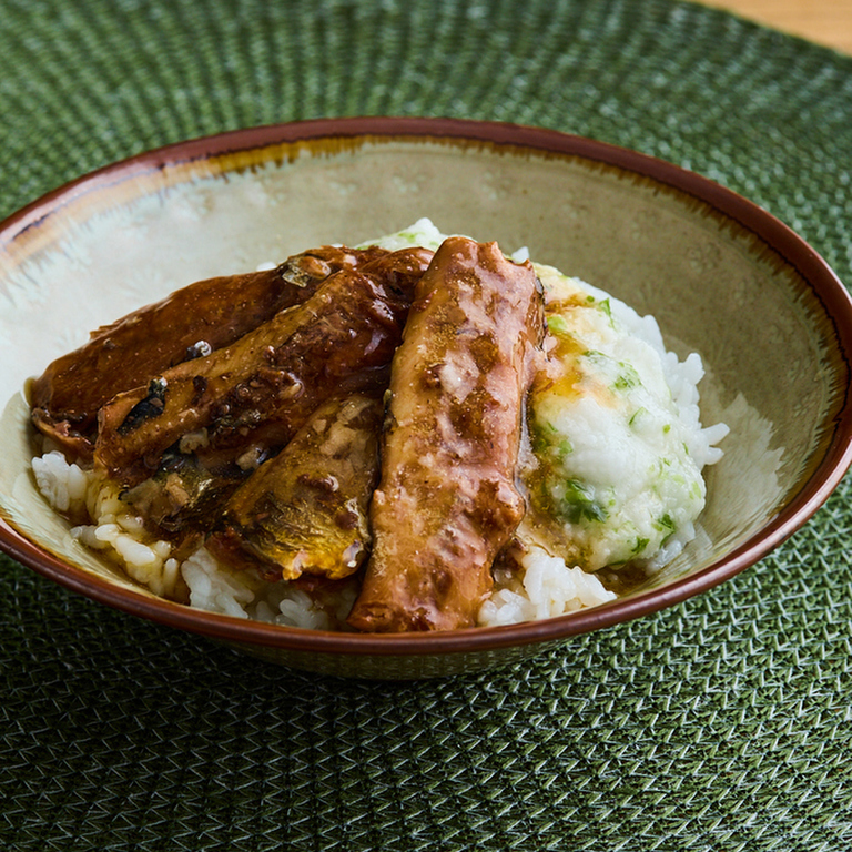 いわしの蒲焼きとろろ丼