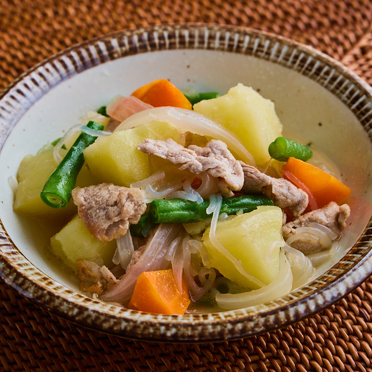 あっさり塩肉じゃが