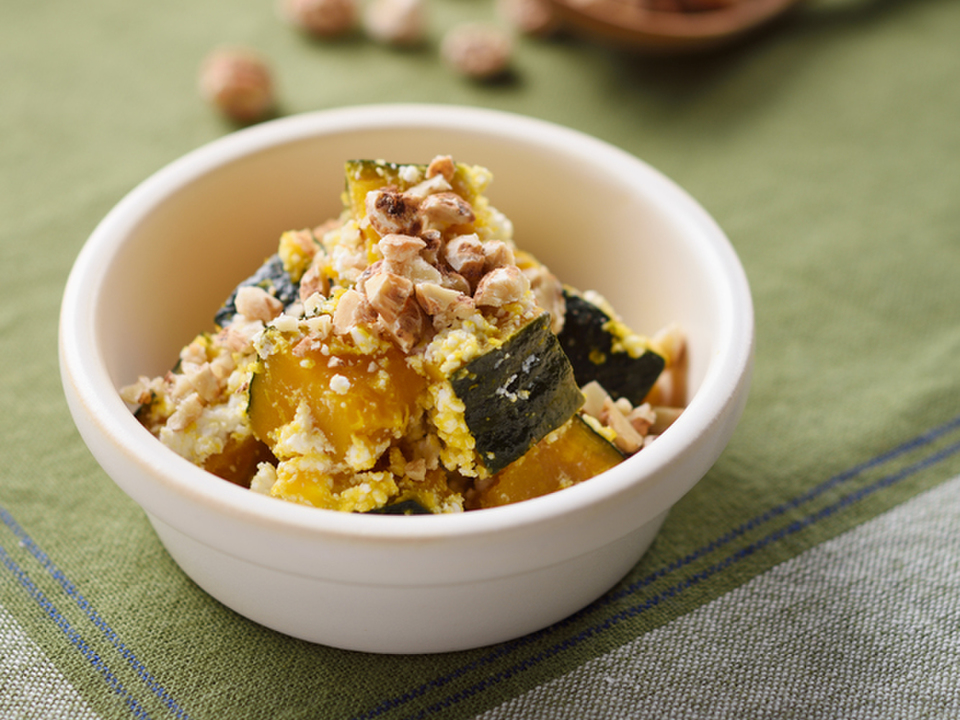 タイガーナッツとかぼちゃのカッテージチーズサラダ