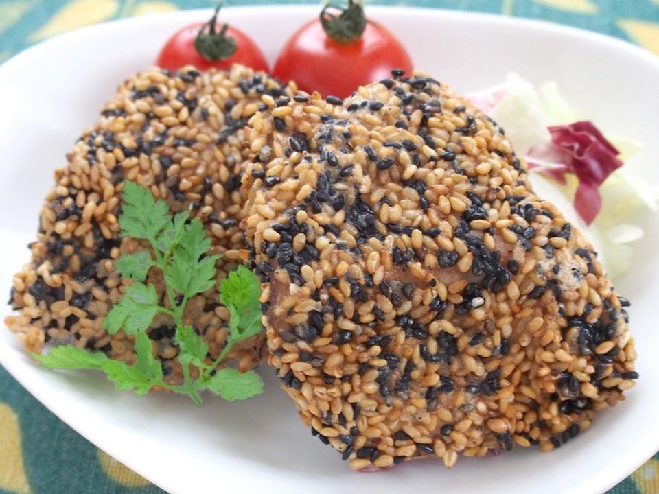 かつおのごま衣揚げ