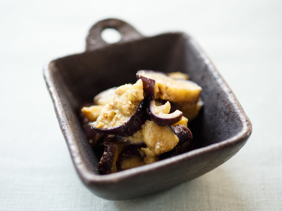 蒸しなすナムル