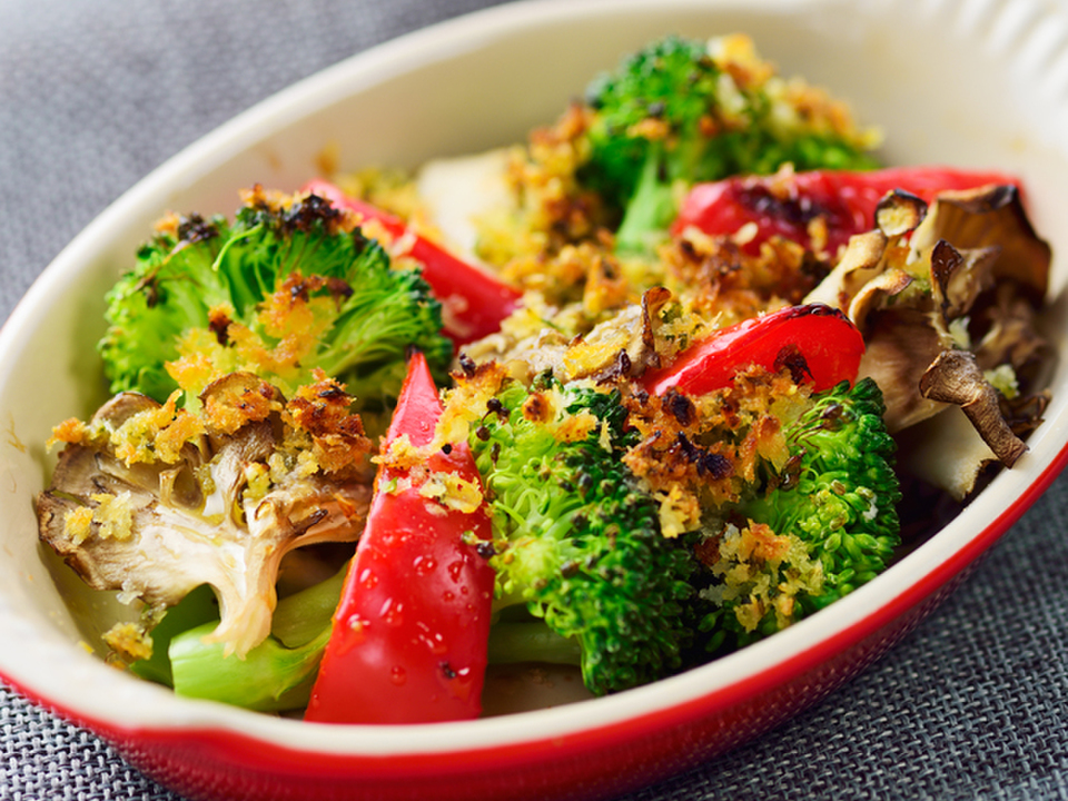 野菜のチーズパン粉焼き