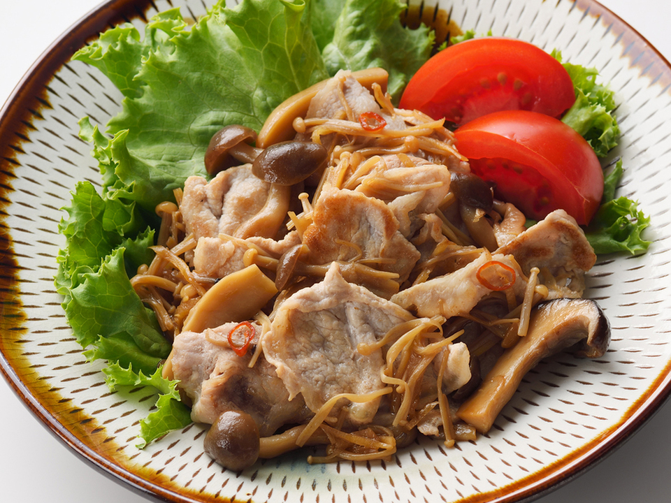 きのこのしょうが煮アレンジ　豚肉ときのこのしょうが焼き
