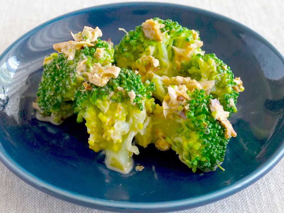 ブロッコリーおかかマヨ和え
