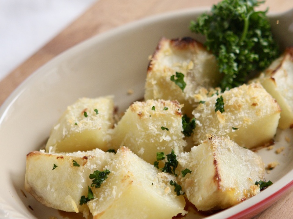 お弁当にも 簡単 ポテトの塩麹マヨ焼き