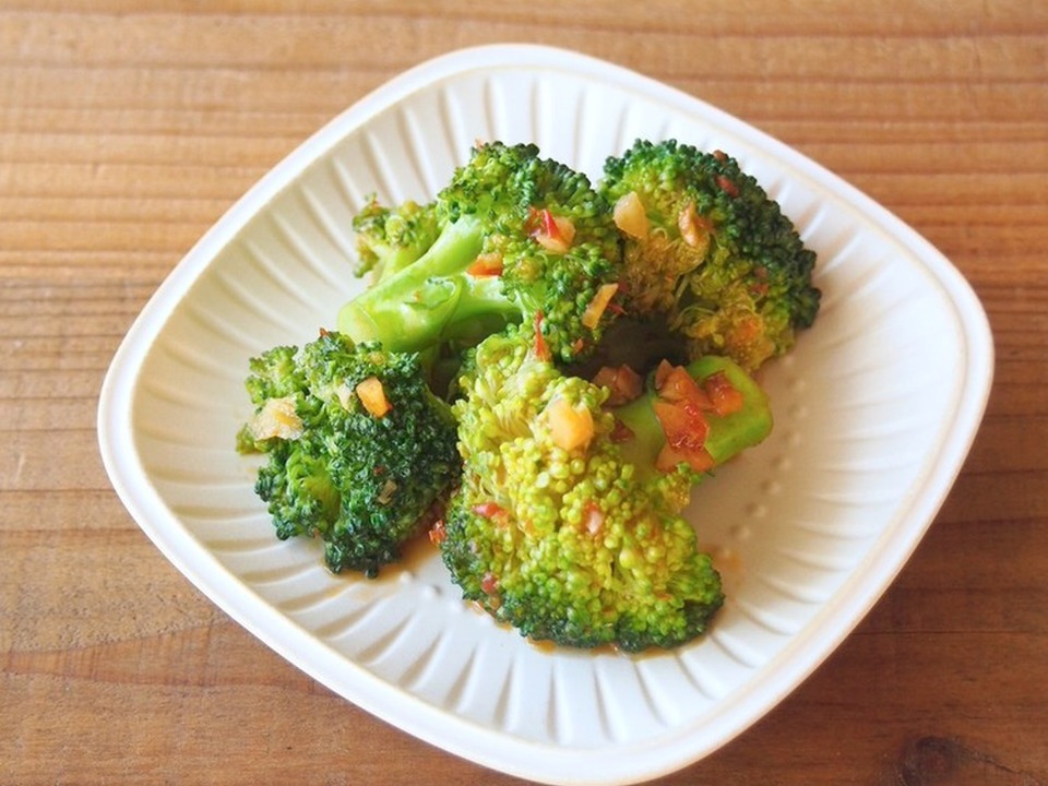 ブロッコリーの中華炒め