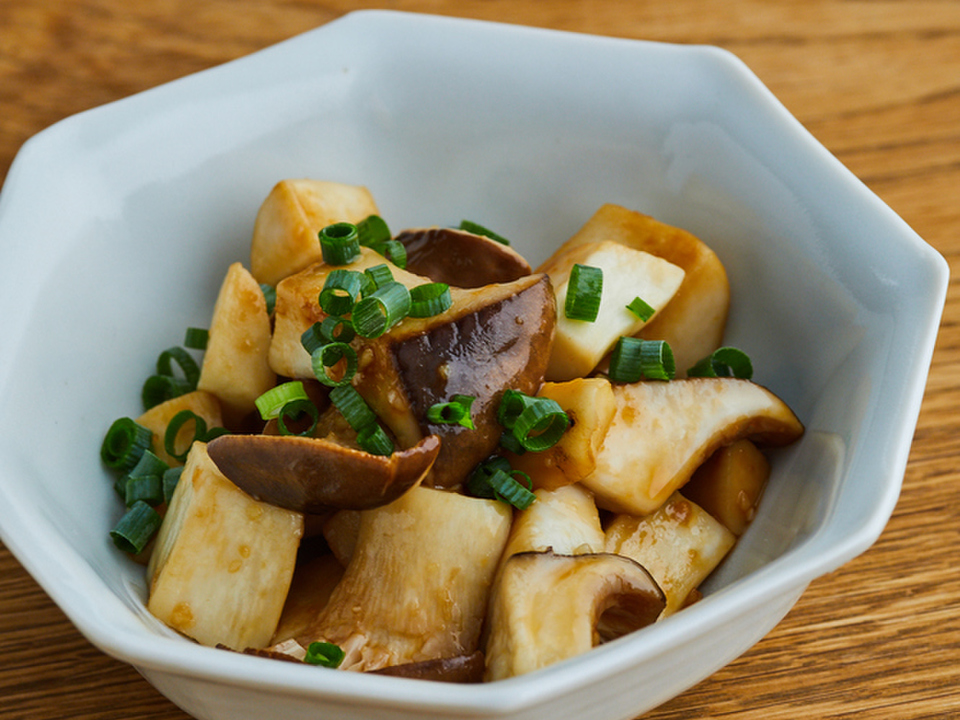 エリンギのにんにくオイスター炒め
