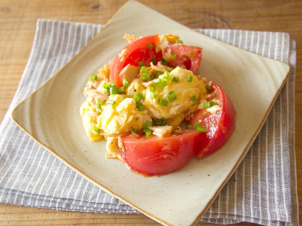 ツナとトマトの中華風卵炒め