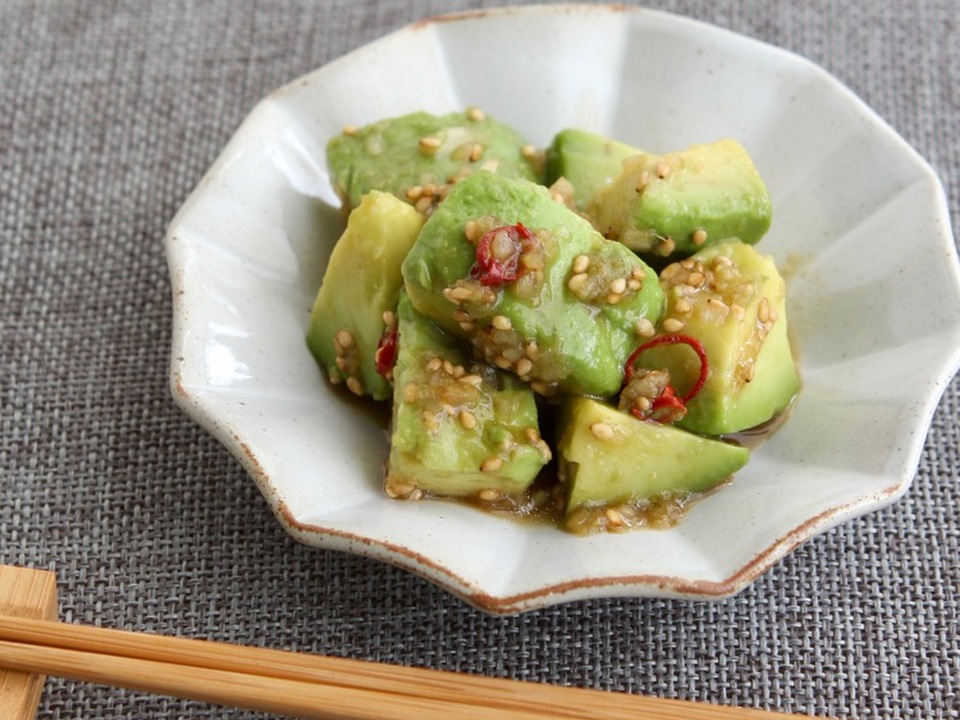 やめられない アボカドの薬味ぽん酢しょうゆ漬け