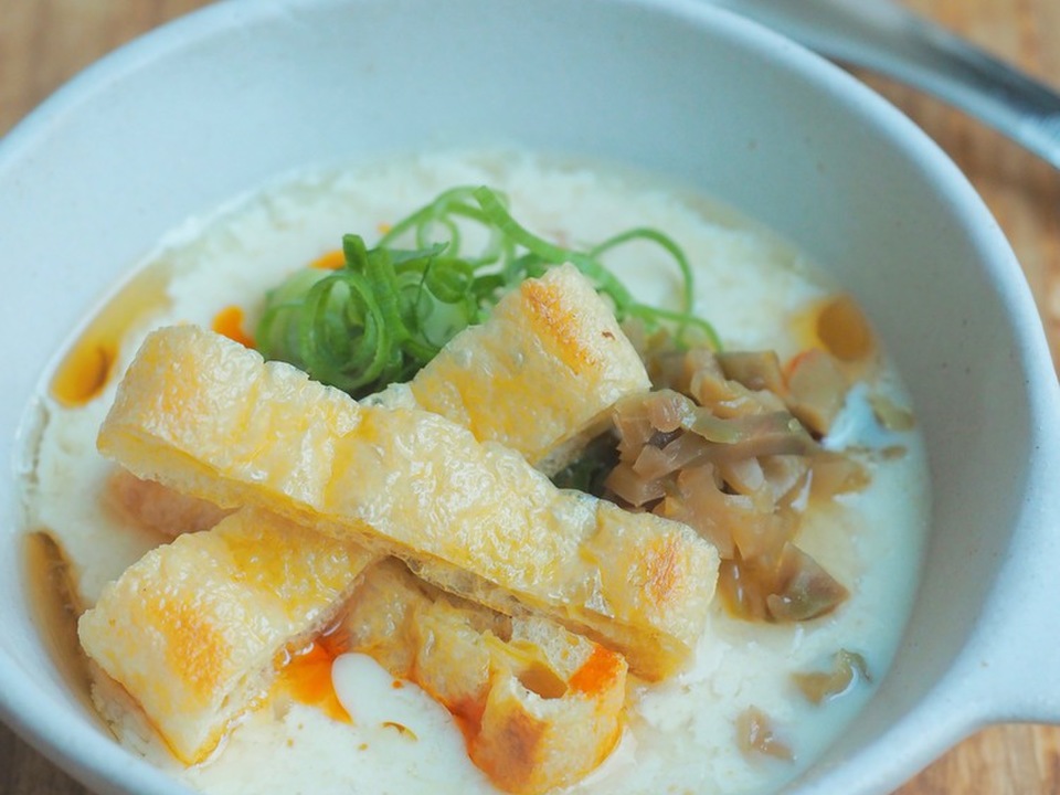 シェントウジャン（豆乳と黒酢の中華風スープ）