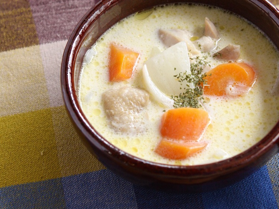 生クリームたっぷり クリームシチュー