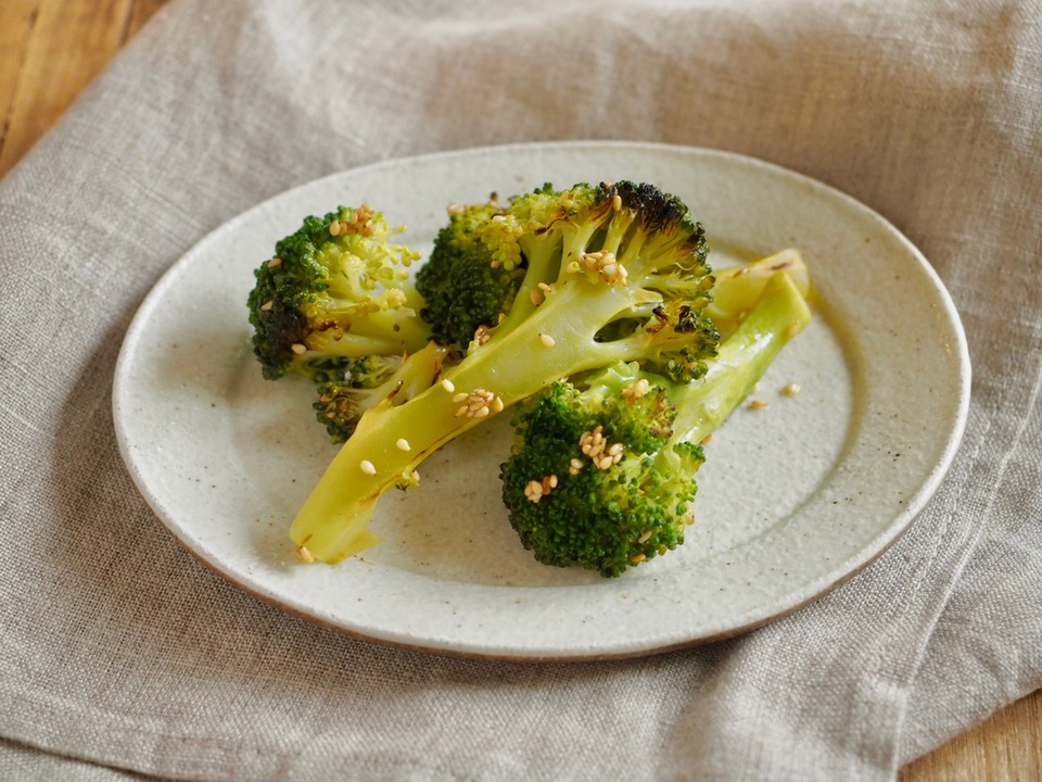 ブロッコリーの焼きナムル