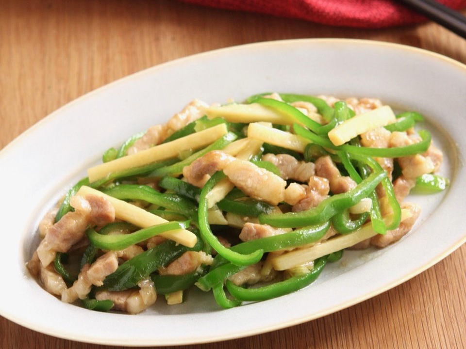 豚バラ肉で作る チンジャオロース