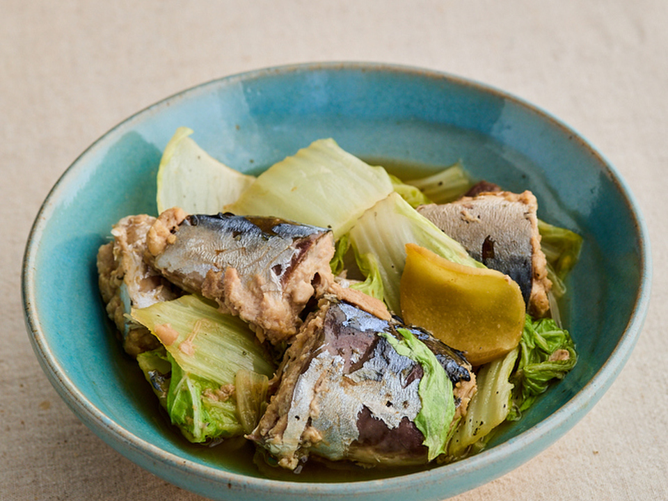 さば缶と白菜の煮物