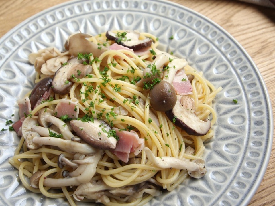 きのことベーコンのパスタ