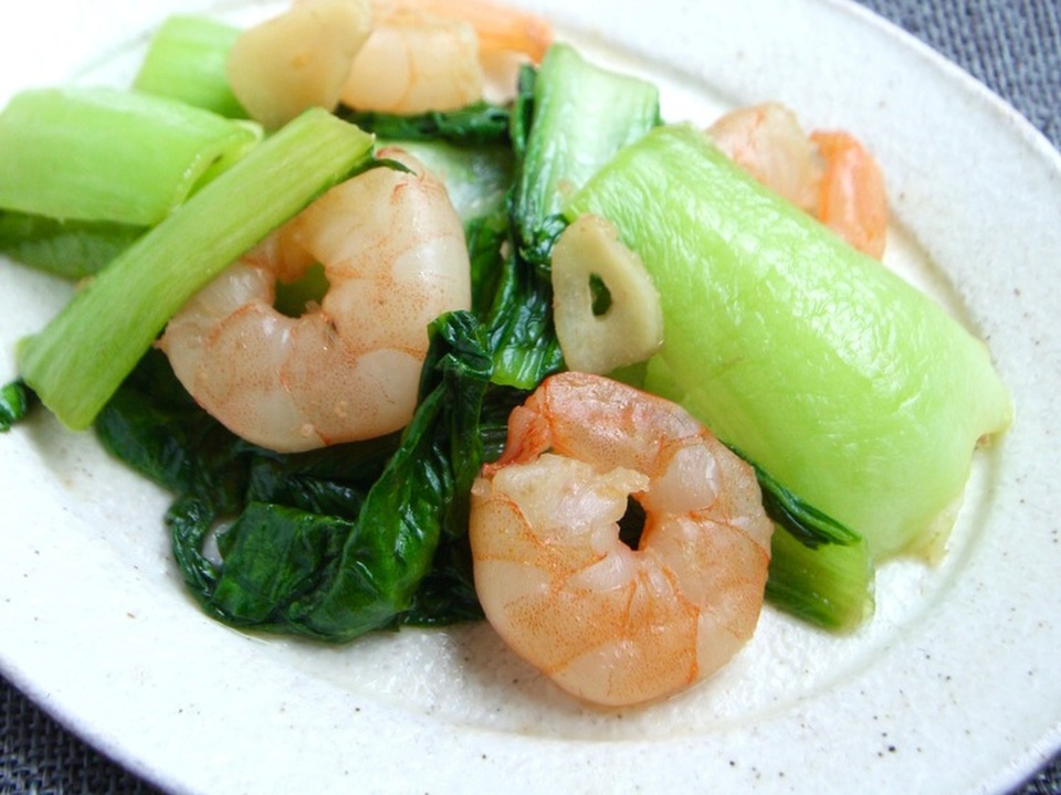 チンゲン菜とえびの中華炒め