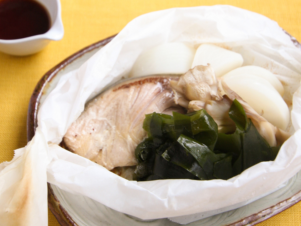 ぶりと野菜の包み焼き