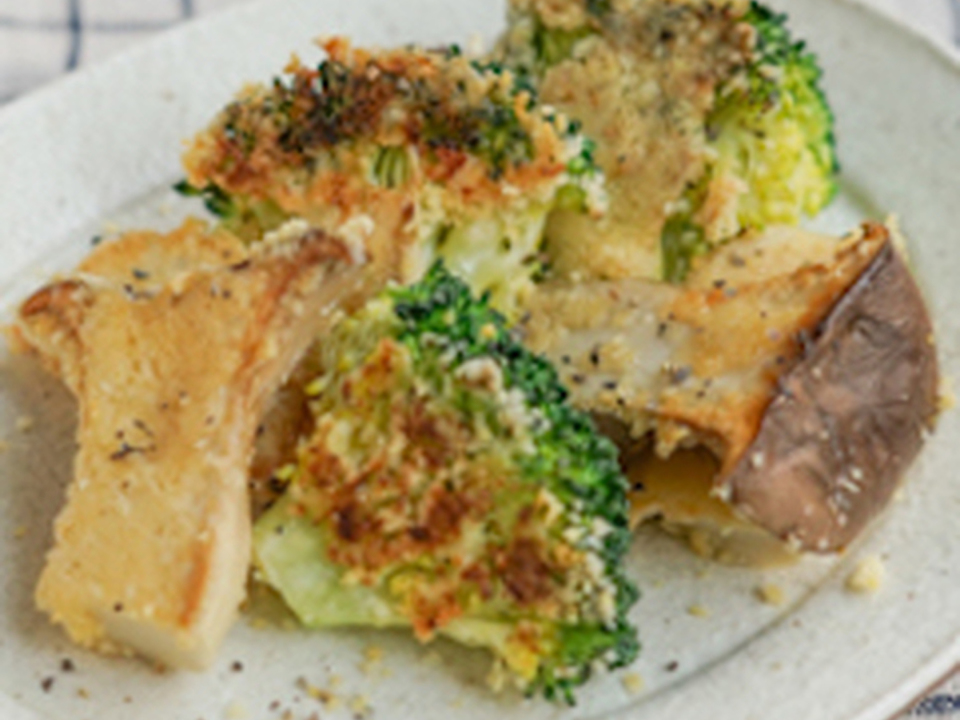 エリンギとブロッコリーのチーズ焼き