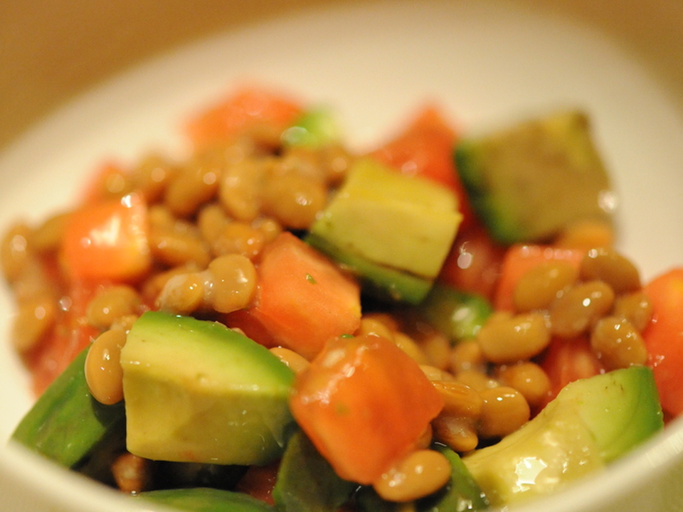 アボカドとトマト 納豆