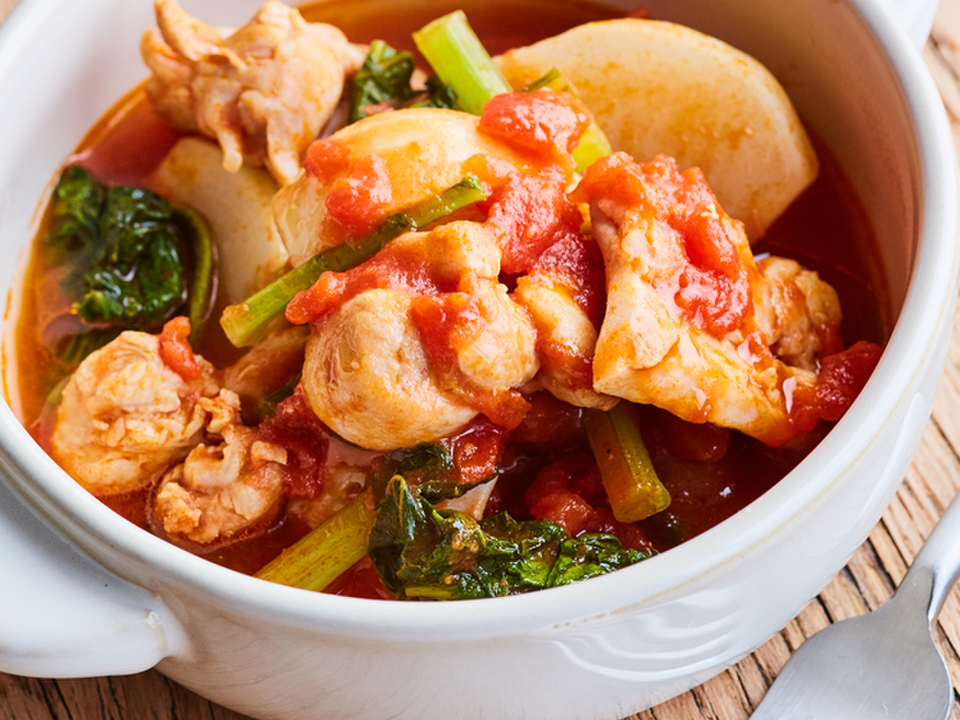 鶏肉とかぶのトマト煮