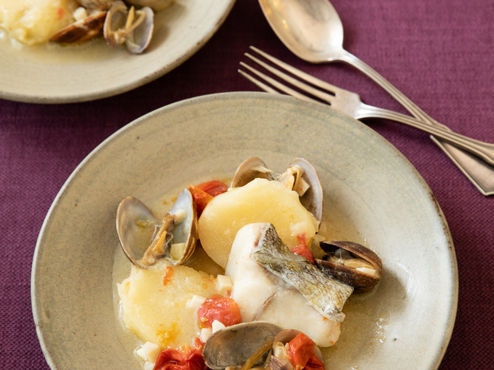 たらとあさりの簡単ブイヤベース