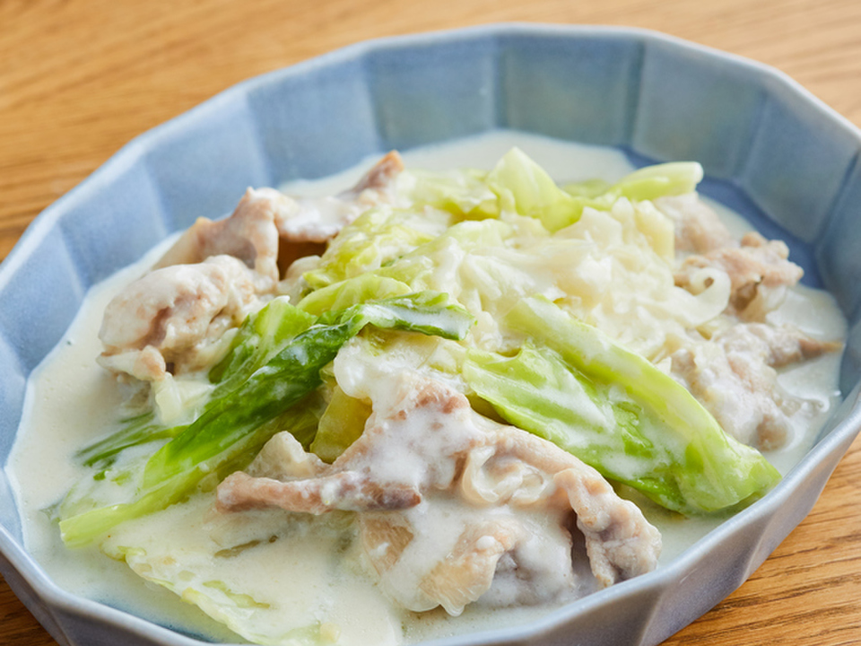 豚肉とキャベツのミルク煮