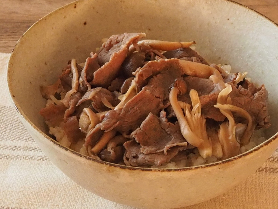 電子レンジで きのこ牛丼