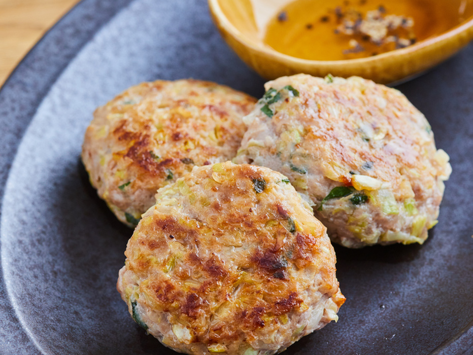 包まない 餃子バーグ